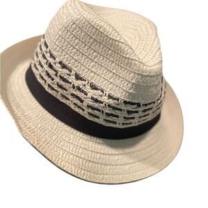 #812  CHATTIES Straw Fedora